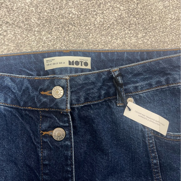 NEW* Topshop Moto Dark Wash Denim Mini Skirt - Picture 2 of 3